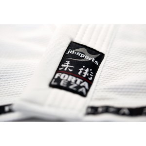 BJJ beginners' gi Fortaleza white